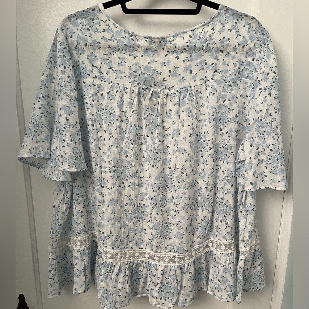 Torrid Gauze Swiss Dot V-Neck Blouse - Picture 10 of 10